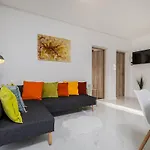 Casa Leda *